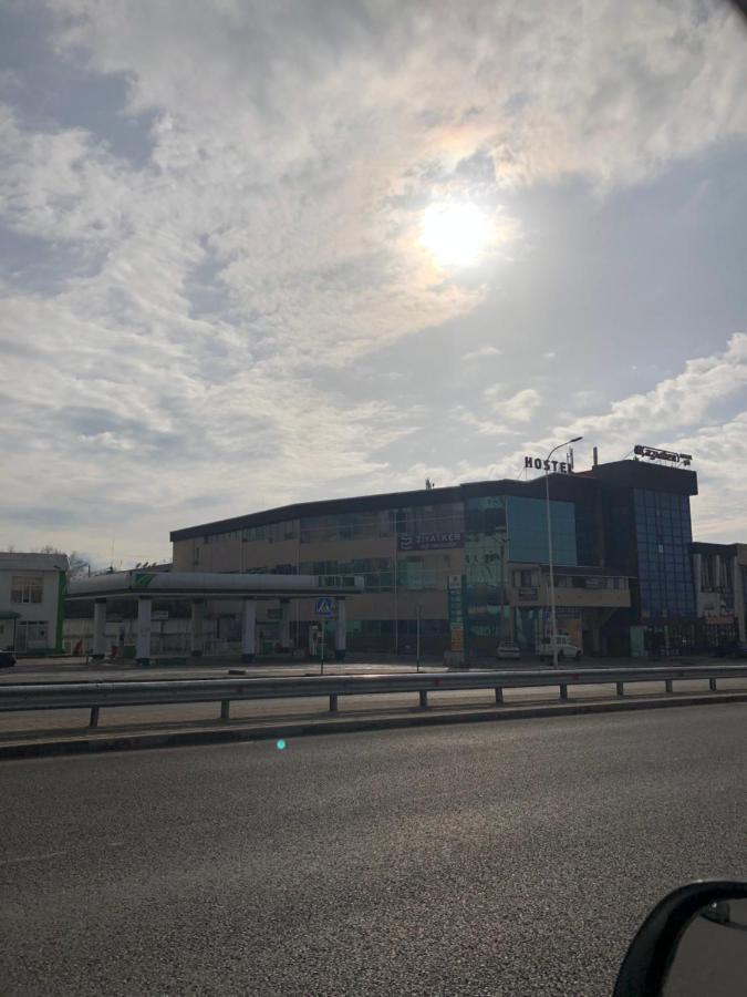 Bereke Hostel Shymkent Exterior foto